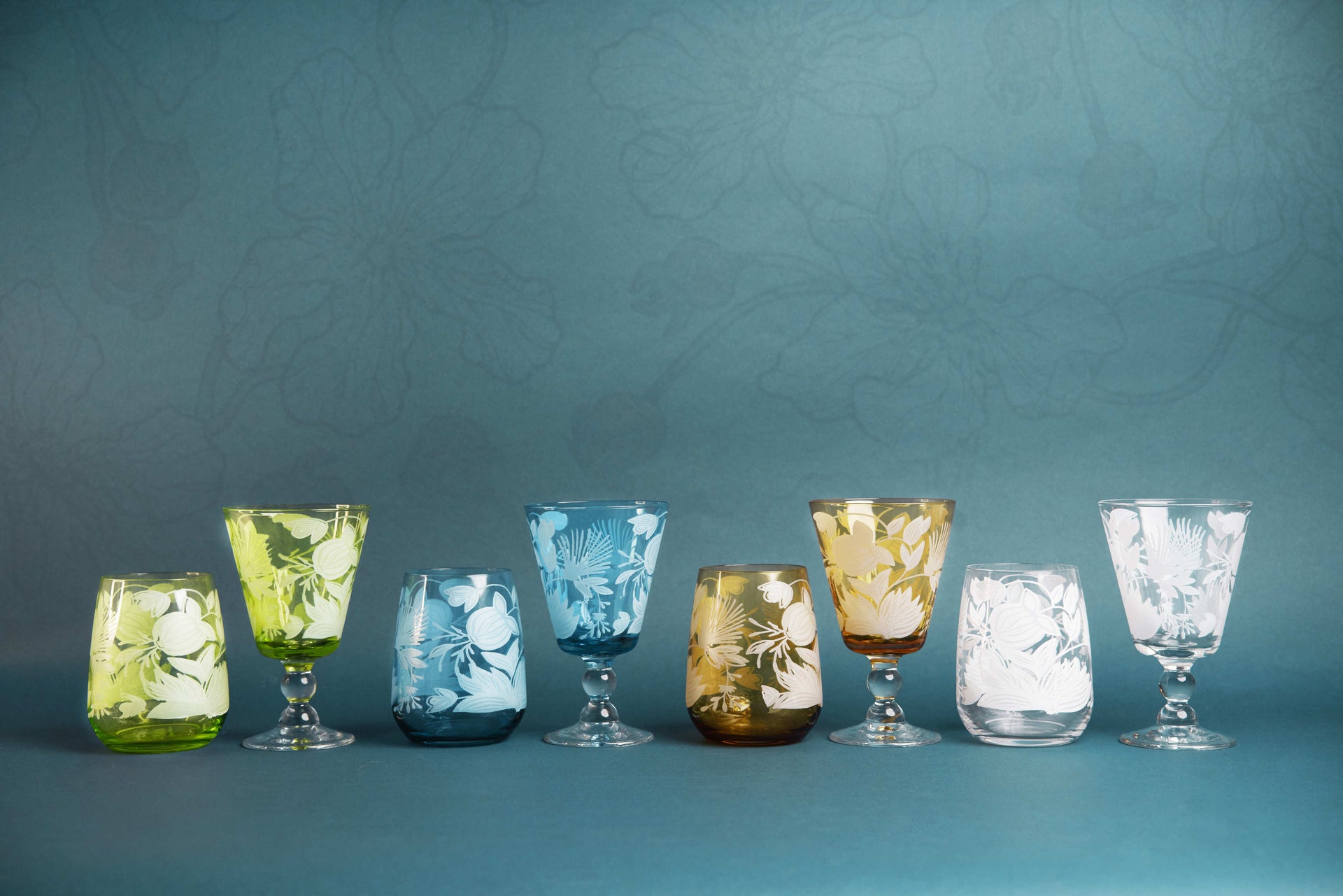 Light blue Lysis wine glass